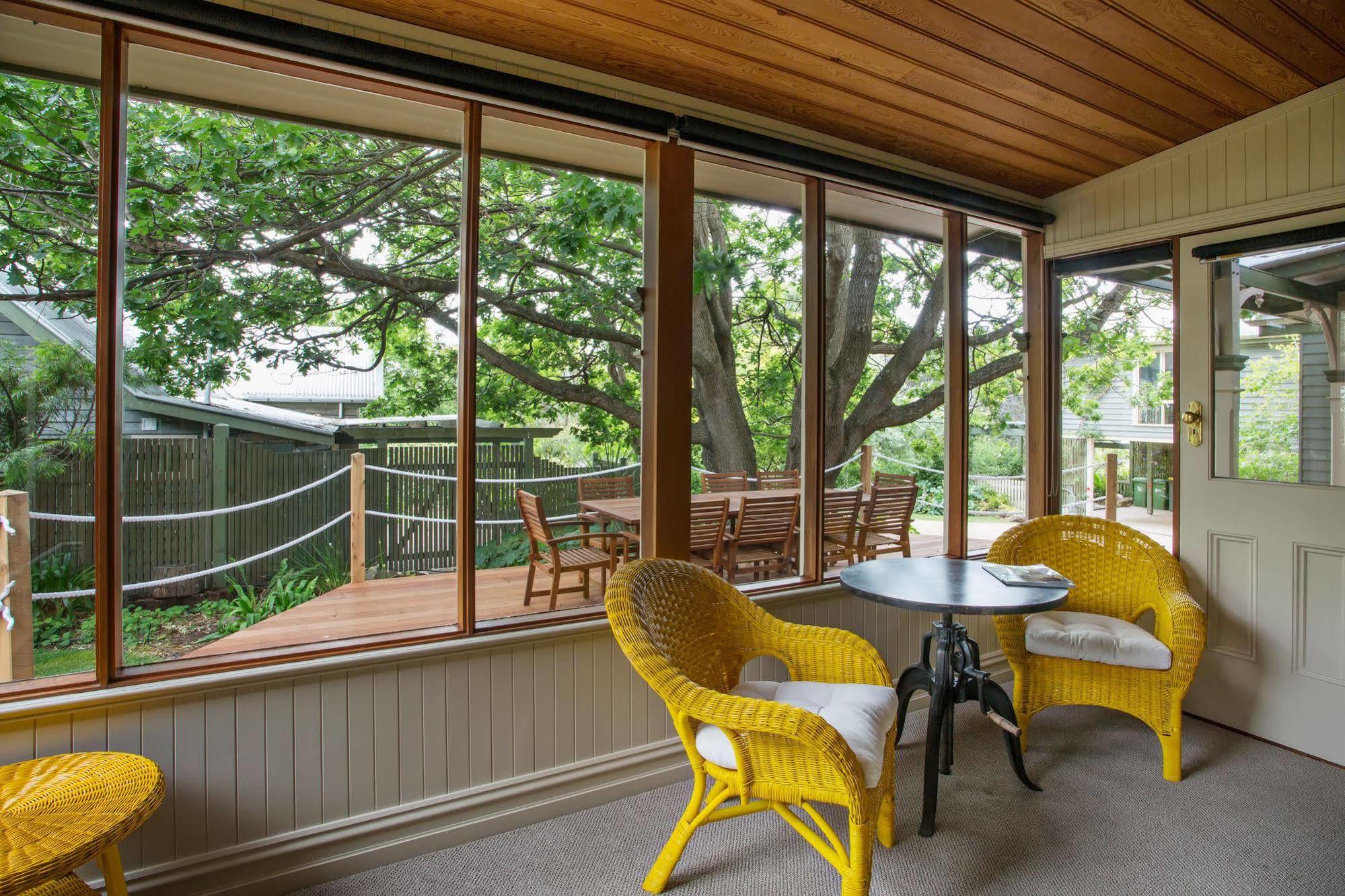 Rhyll Oak Tree Lodge מראה חיצוני תמונה